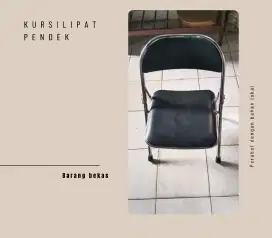 Kursi lipat pendek