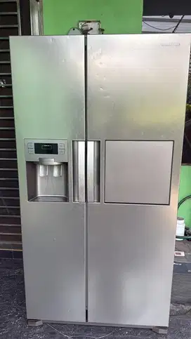 Kulkas samsung 2 pintu side by side