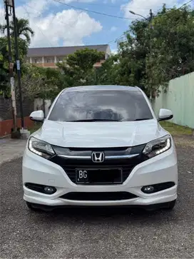 Honda Hrv prestige automatic Tahun 2015 pakaian pribadi