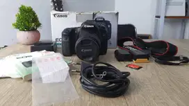 FOR SALE - Kamera DSLR Canon EOS 60D Siap Pakai Buat Konten