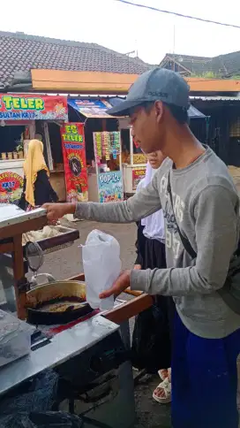 Dicari pedagang cireng isi
