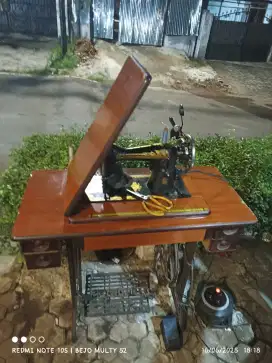 Mesin jahit jadul singer