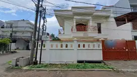 Dijual rumah besar bagus posisi hook di Sunter Agung Barat