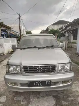 Kijang Capsule 1.800 cc LGX Tahun 2001