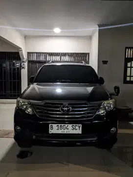 Toyota Fortuner 2012 Bensin