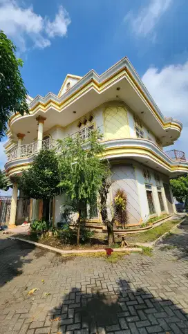 DIJUAL rumah beserta tanah 4.246 m2 (SHM), 0 meter Jalan Raya Sarirogo