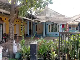 Rumah beserta kontrakan 6 pintu + warung dan garasi siap huni