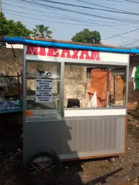 Di jual gerobak mie ayam +bakso 2 tungku stainles