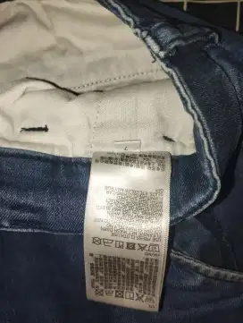 Celana panjang uniqlo