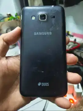 Jual bu nih samsung j3 2016 ram 2/16gb minus sesuai pic