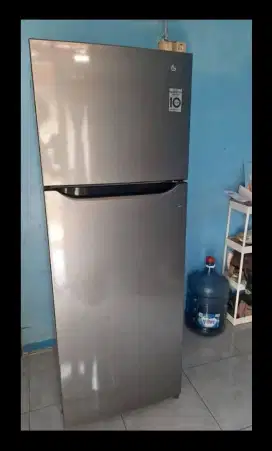 Jual bu kulkas 2 pintu normal dingin beku cepat merk LG INVERTER