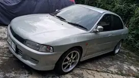 Mitsubishi Lancer Evolution 2000 Bensin