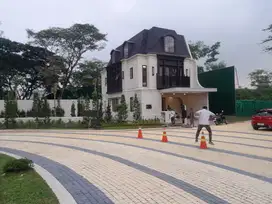 Rumah megah exlusive premium 5 kamar di lippo cikarang