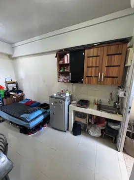 Apartemen Grand Emerald tipe 2 Kamar Lt Tengah HOEK View Lepas