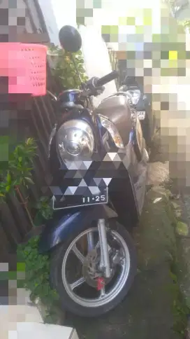 Dijual Scoopy 2015