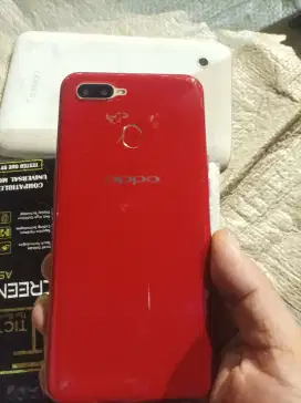 Oppo A5s RAM 3/32gb normal mulus siap pakai Kel hp only Lok wisma asri