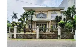 Rumah Hoek Villa Gading Indah, Kelapa Gading, Jakarta