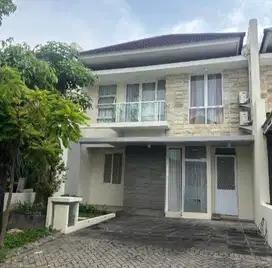 Royal Resindence Furnish! Rumah 2 Lantai Dekat Raya Wiyung One Gate