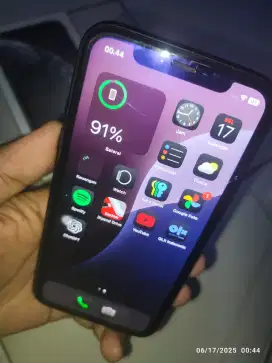 Jual Iphone XR 128 GB Hitam Inter