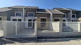 Rumah Ready Dekat Gununganyar Surabaya Di Alana Regency Tambak Oso