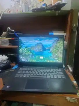 Dijual Cepat Lenovo Slim 3 Model Slim Cocok buat Kampus sekolah dll