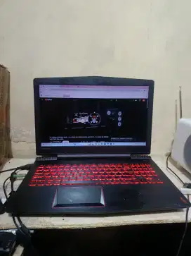 Dijual Laptop Gaming Lenovo Buat Render i7 ram 8 SSD 256