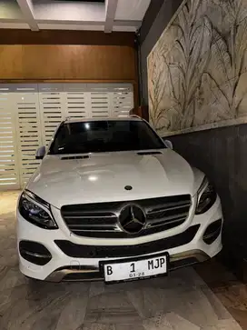 Mercedes Benz GLE400 4MATIC W166