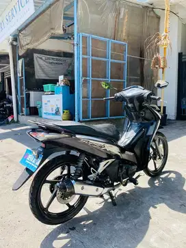 Supra helm in injeksi deva motor