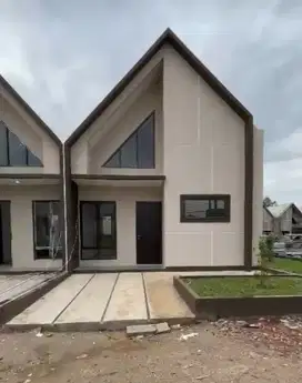 Rumah 1 lantai, scandinavian di Curug, lokasi strategis pinggir jalan.