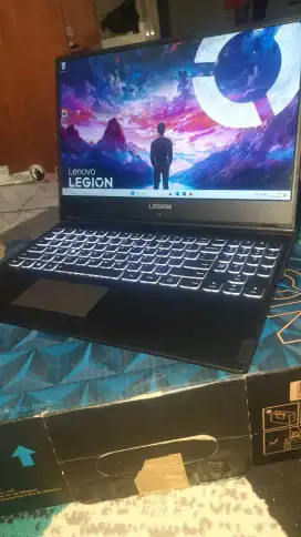 Legion Core i7 gen 9 ram 16 GB ,SSD 512, GTX 1650 Full set mumer