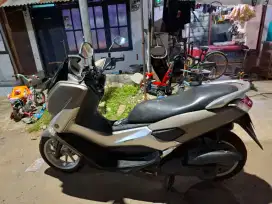 Yamaha nmax tahun 2015