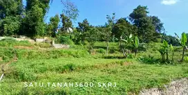 Dijual sebidang tanah luas pinggir jalan dekat kota strategis