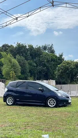 Honda jazz RS 2011 AT