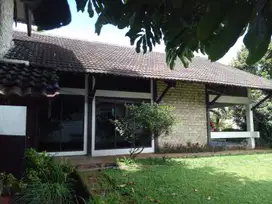 Dijual rumah daerah setra sari , daerah elit di Bandung , sejuk