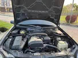 Mercedes-Benz E230 1997 Bensin