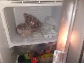 Kulkas 1 pbtu sgt dngin beku lengkap free ongkir llmove