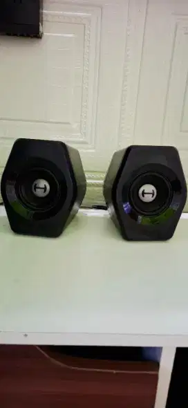 Gaming Speaker Edifier G2000