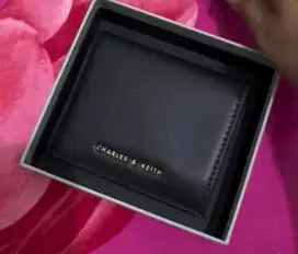 Dompet Charles & Keith