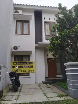 Dikontrakkan Rumah Strategis Eksklusif Dekat GOR Pakansari dan CCM