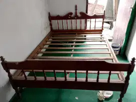 Dipan Kasur Kayu jati