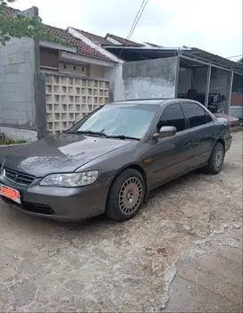 Accord VTI-L 2000