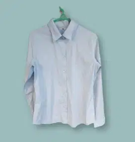 Kemeja uniqlo size S