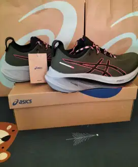 Asics nimbus 26 size 42.5 ori