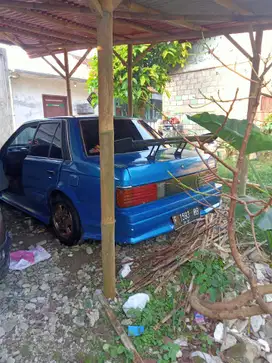 Ford laser 1991 Bensin