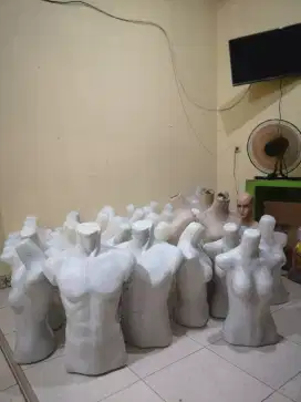 Jual Cepat 41 Torso Manekin Campur – Bisa Kirim – Harga Borongan