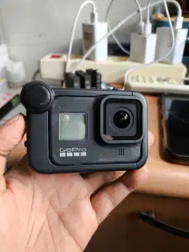 GOPRO HERO 8 + MEDIA MOD