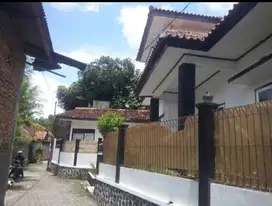 Rumah induk dan kos di Pandeyan kodya Yogyakarta dkt  Malioboro,kraton