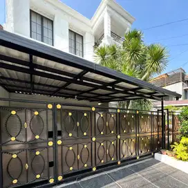 Dijual Rumah Design American Classic 3 Lantai di Pondok Indah