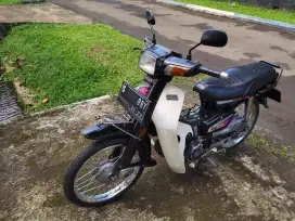 Motor Honda Astrea Star