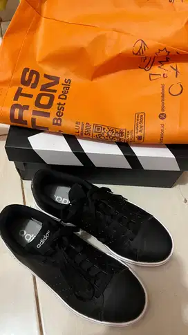 Sepatu adidas original store sport station ukuran 39